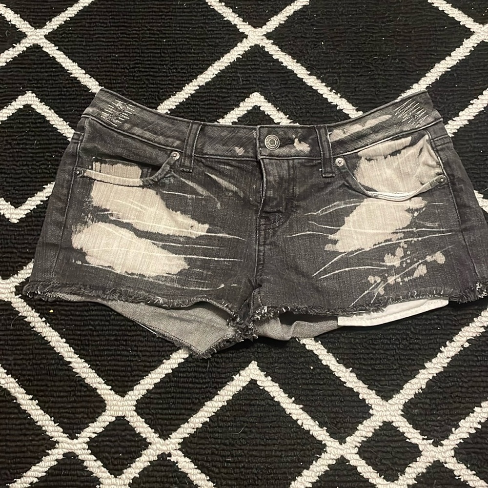 Express tie dye low rise shorts